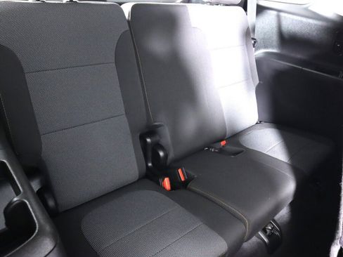Used 2020 Chevrolet Traverse LS FWD image 36