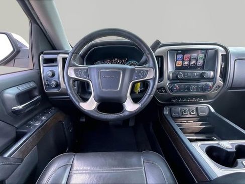 Used 2018 GMC Sierra 1500 Denali AWD/4WD image 5