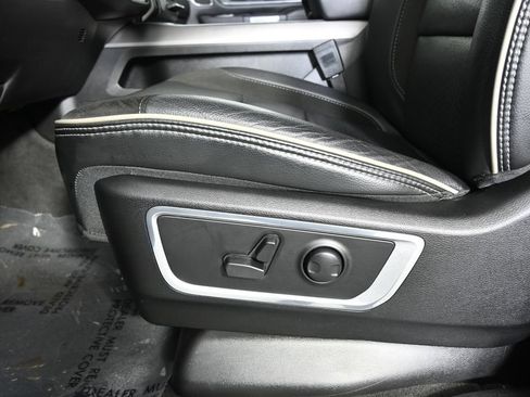 Used 2023 RAM 1500 Laramie AWD/4WD image 22