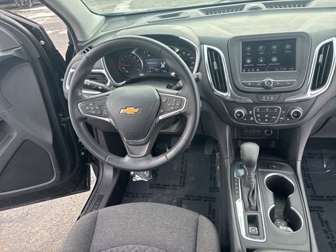 Used 2024 Chevrolet Equinox LT image 35