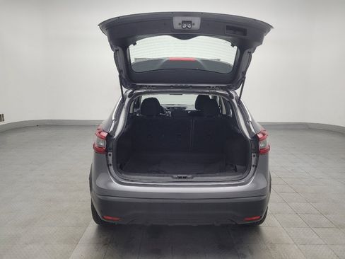 Used 2021 Nissan Rogue Sport S image 29