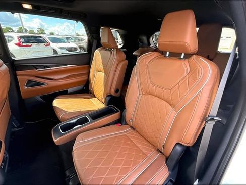 Used 2025 INFINITI QX60 Autograph w/ Cargo Package AWD/4WD image 19