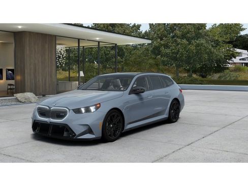 New 2026 BMW M5 Touring image 1