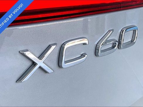Certified 2026 Volvo XC60 B5 Plus AWD/4WD image 42