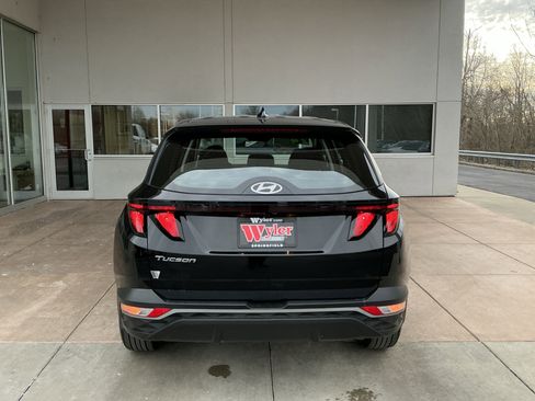 Used 2024 Hyundai Tucson SE image 21