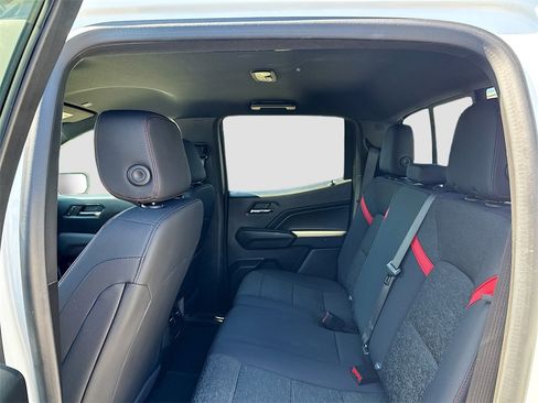 Used 2024 Chevrolet Colorado Z71 w/ Z71 Convenience Package 2 image 21