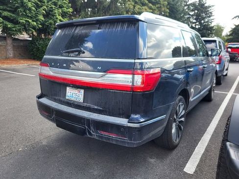 Used 2020 Lincoln Navigator Reserve AWD/4WD image 3