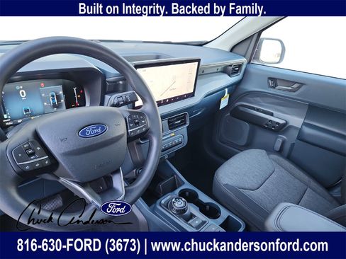New 2025 Ford Maverick XLT w/ Black Appearance Package image 9