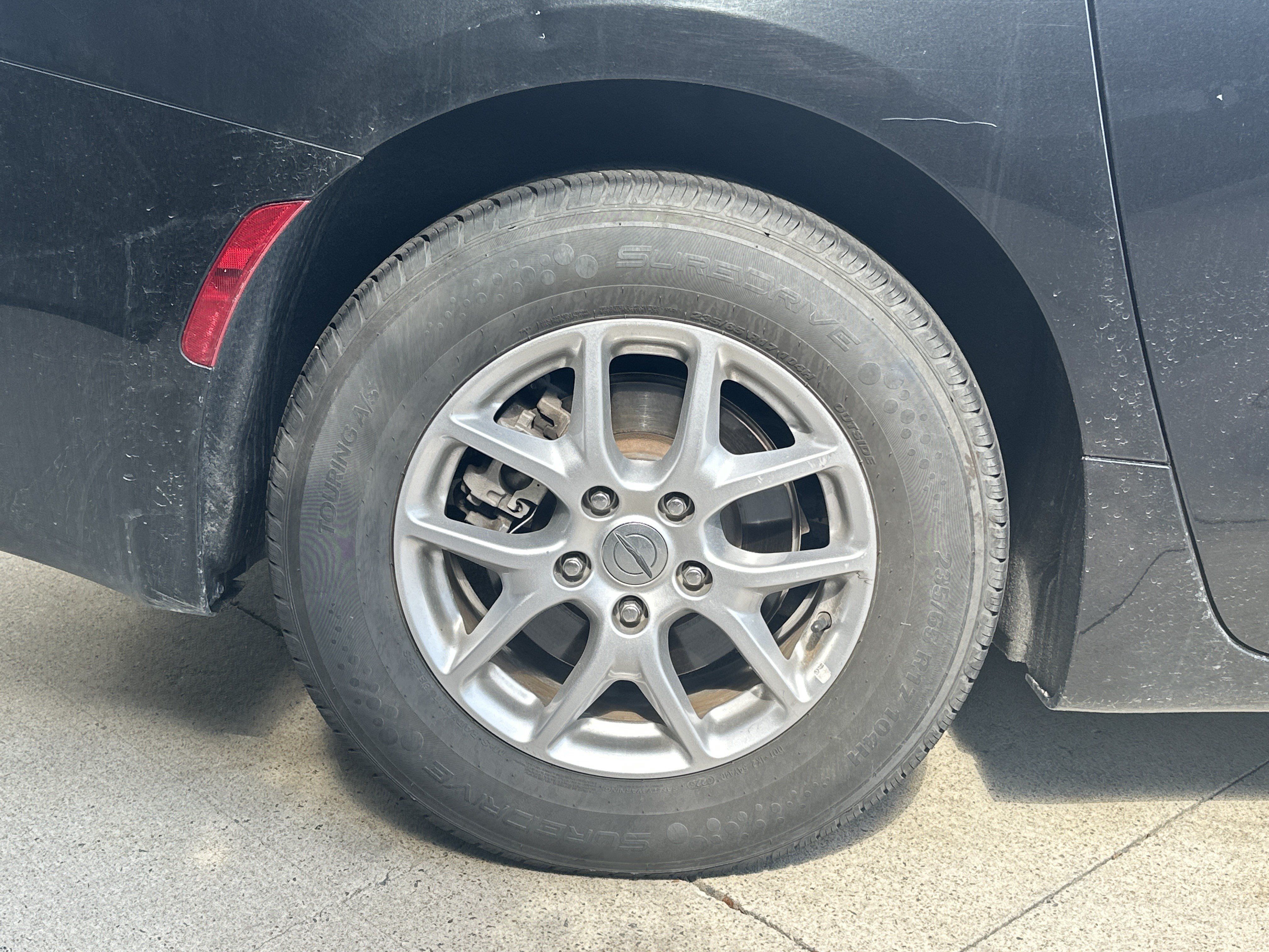 Used 2023 Chrysler Pacifica Touring-L FWD image 36