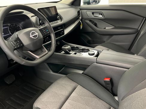 New 2026 Nissan Rogue SV w/ Cold Weather Package image 15