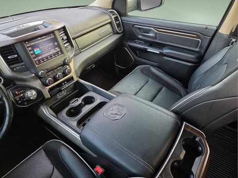 Used 2021 RAM 1500 Laramie AWD/4WD image 12