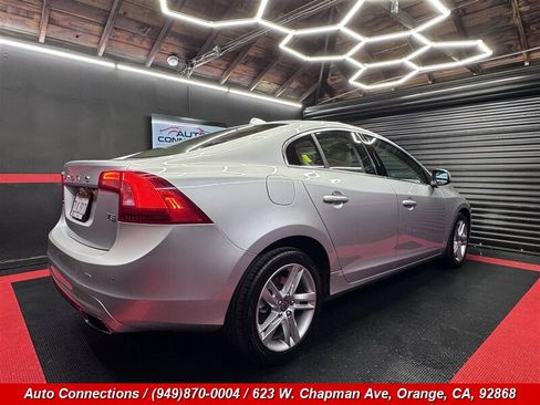 Used 2015 Volvo S60 T5 Premier image 3