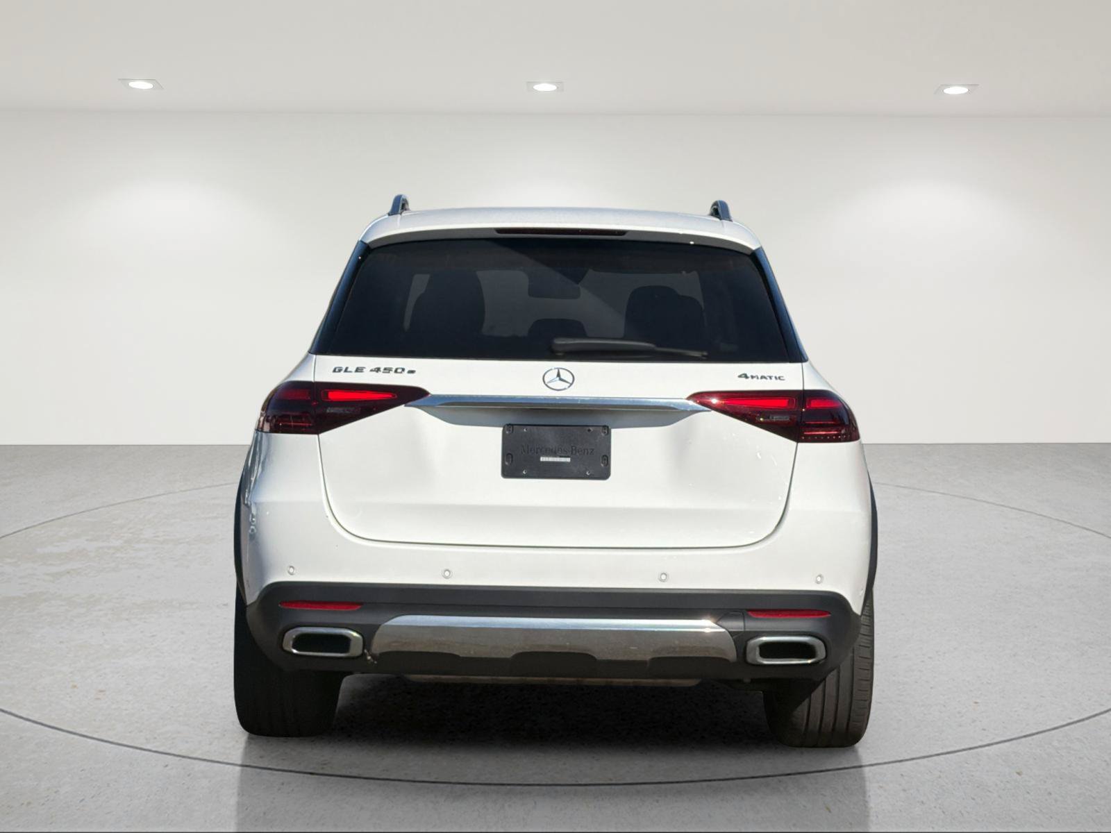Used 2025 Mercedes-Benz GLE 450e 4MATIC image 3