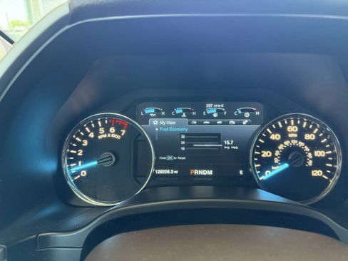 Used 2019 Ford F150 Lariat w/ Equipment Group 501A Mid AWD/4WD image 8