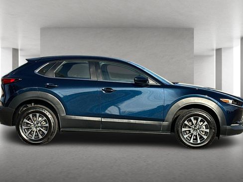 Certified 2022 MAZDA CX-30 AWD 2.5 S image 3