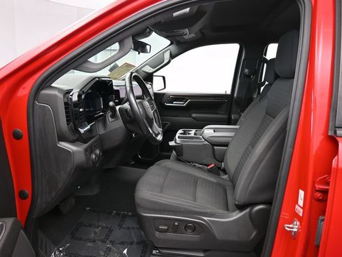 Used 2022 Chevrolet Silverado 1500 RST RWD image 11