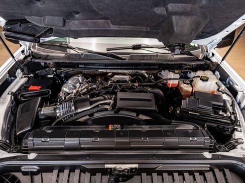 Used 2024 Chevrolet Silverado 3500 High Country w/ Technology Package image 33