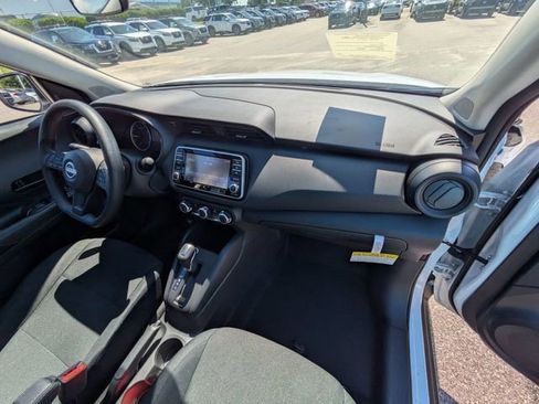 New 2025 Nissan Kicks Play S FWD image 28