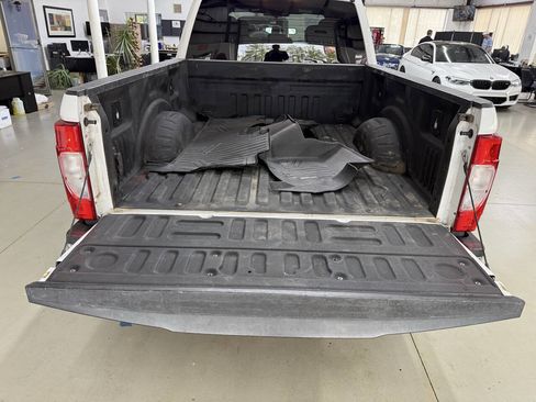 Used 2021 Ford F250 XL w/ STX Appearance Package AWD/4WD image 9