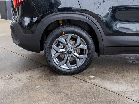 New 2026 Kia Seltos LX image 28