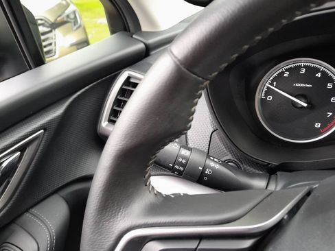 Used 2023 Subaru Forester Premium AWD/4WD image 19