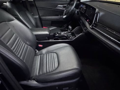 Used 2024 Kia Sportage SX image 11