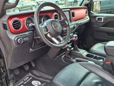 Used 2018 Jeep Wrangler Rubicon AWD/4WD image 7
