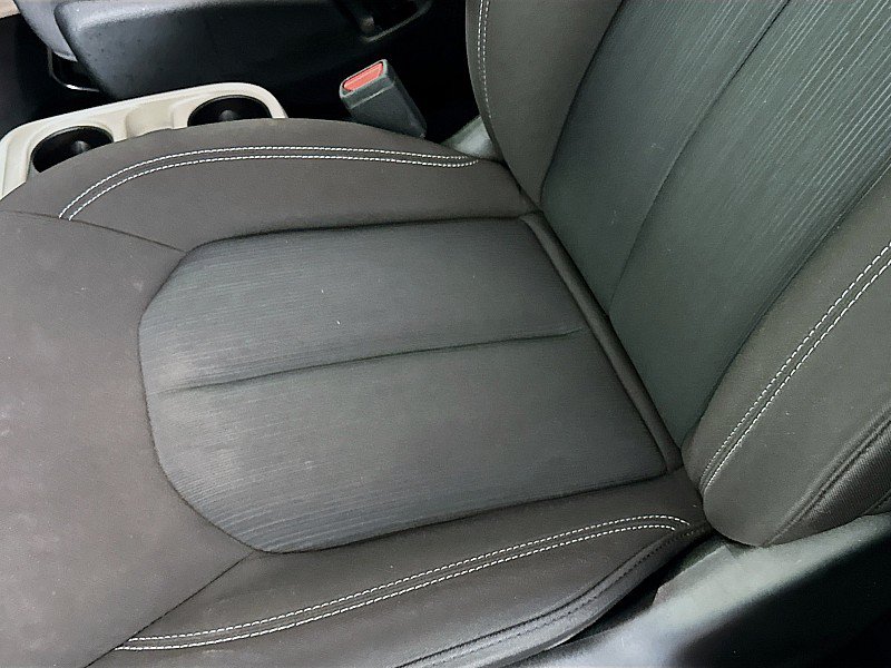 Used 2023 Chrysler Voyager LX FWD image 19