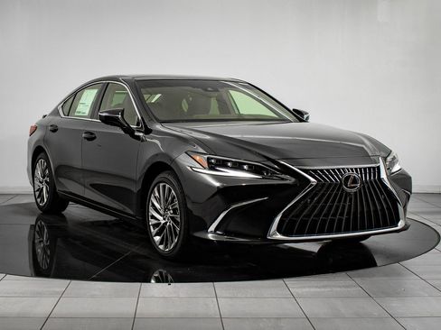 New 2025 Lexus ES 350 Ultra Luxury image 5