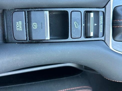 Used 2025 Honda HR-V Sport image 25