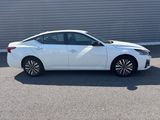 Used 2025 Nissan Altima 2.5 SV image 2