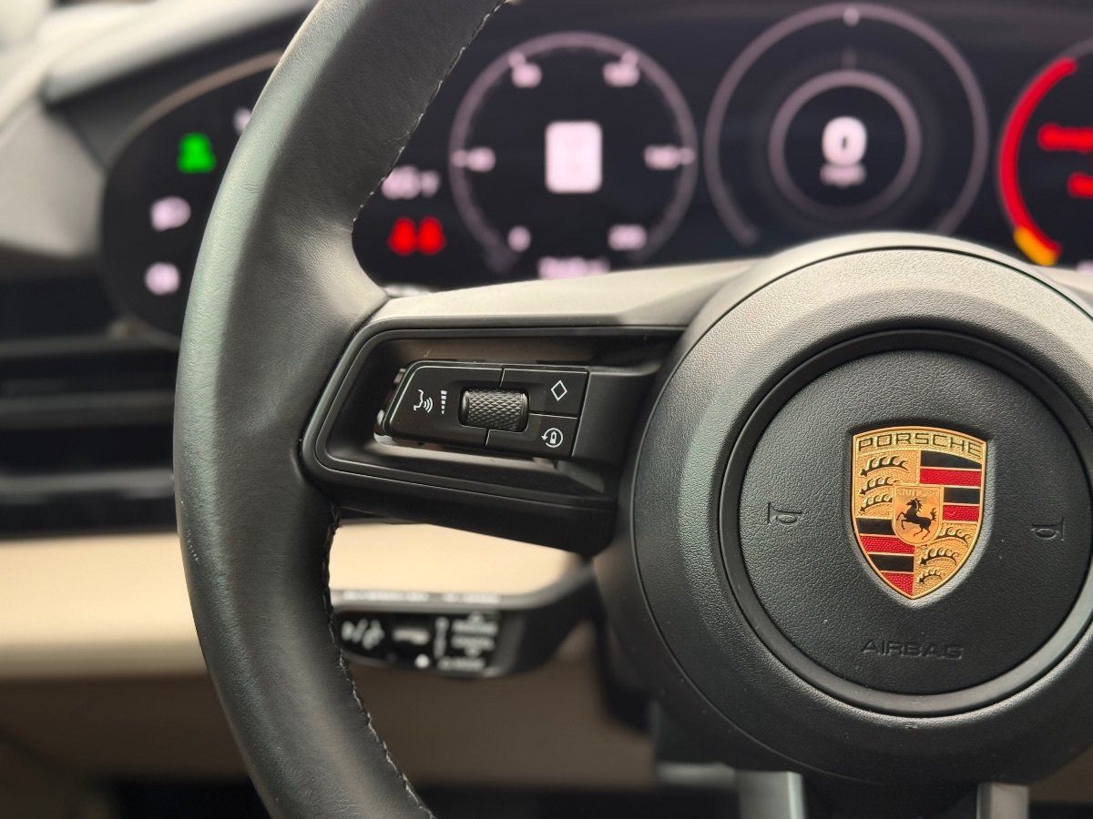 Used 2023 Porsche Taycan RWD image 25