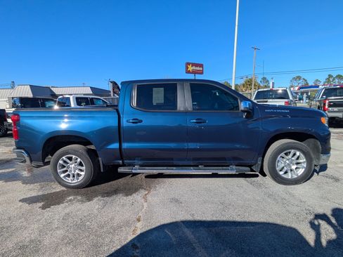 Used 2022 Chevrolet Silverado 1500 LT RWD image 2