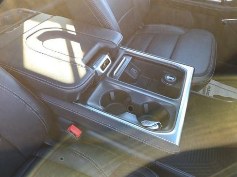 New 2025 Ford Expedition Max Platinum w/ Stealth Performance Package image 36