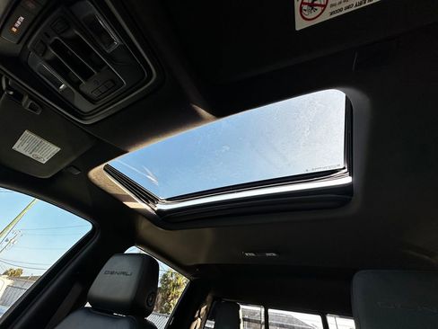 Used 2020 GMC Sierra 2500 Denali w/ Denali Ultimate Package image 88