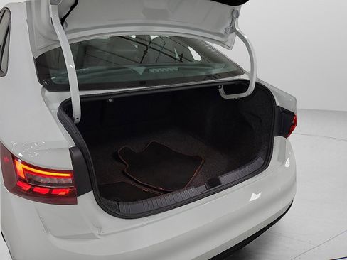 Used 2023 Volkswagen Jetta GLI Autobahn image 7