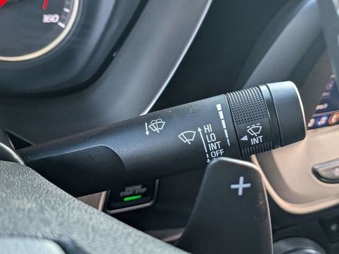 Used 2021 Chevrolet Camaro LT image 26