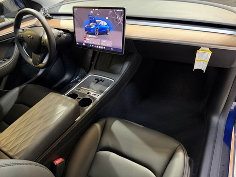 Used 2023 Tesla Model Y Performance AWD/4WD image 44
