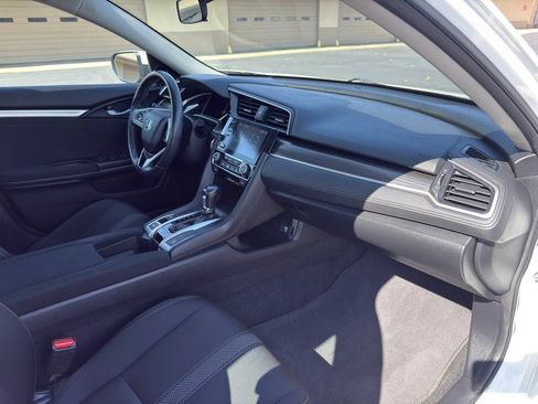 Used 2019 Honda Civic EX image 19