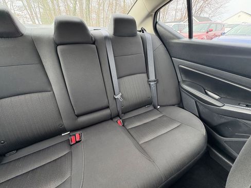 Used 2025 Nissan Altima 2.5 SV image 35