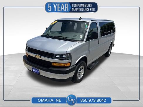 Used 2025 Chevrolet Express 2500 LT w/ LT Preferred Equipment Group RWD image 1