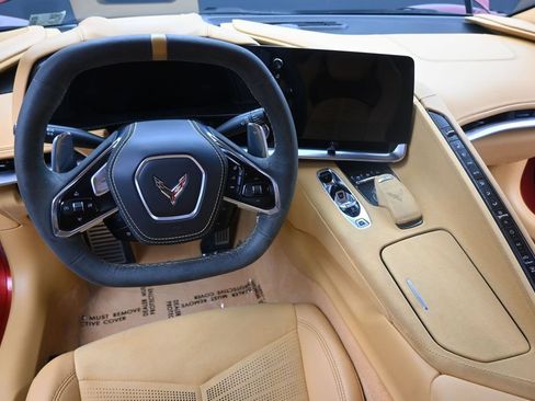 Used 2022 Chevrolet Corvette Stingray Premium Conv w/ Z51 Performance Package RWD image 16