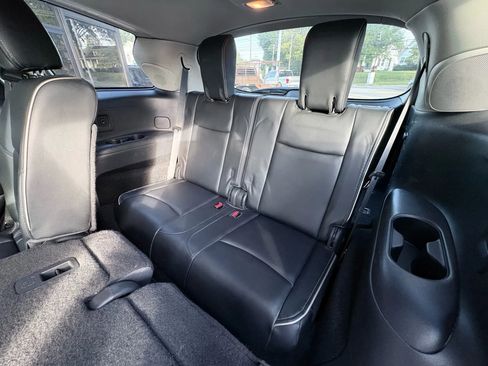 Used 2019 INFINITI QX60 Pure image 16