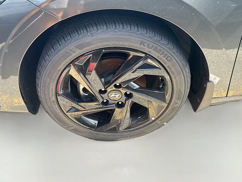 New 2026 Hyundai Elantra Sport FWD image 23