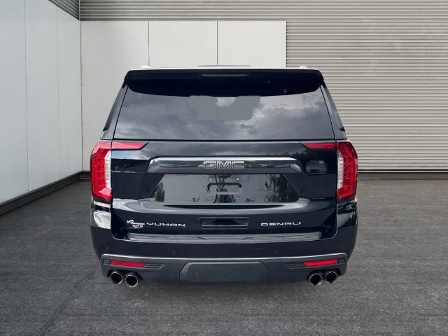 Used 2024 GMC Yukon Denali Ultimate AWD/4WD image 4