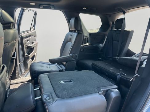 Used 2024 Honda Pilot TrailSport image 28