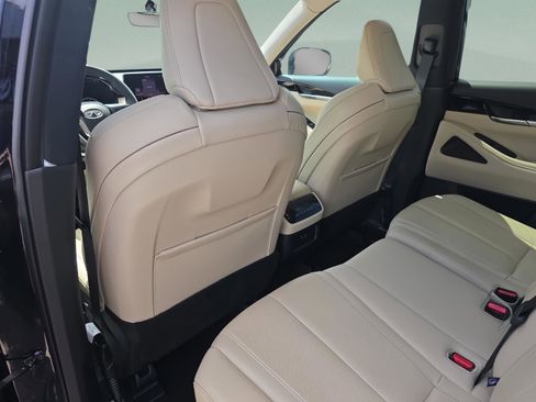 Used 2025 INFINITI QX60 Pure image 27