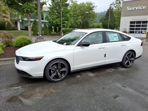 New 2026 Honda Accord SE image 11