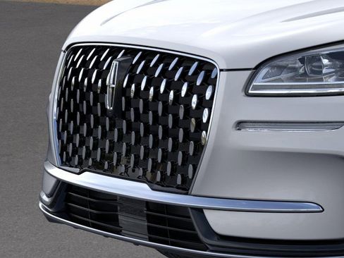 New 2024 Lincoln Corsair Reserve image 17