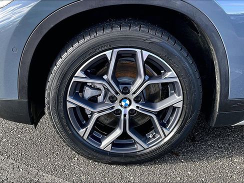 Used 2022 BMW X1 xDrive28i w/ Convenience Package image 12